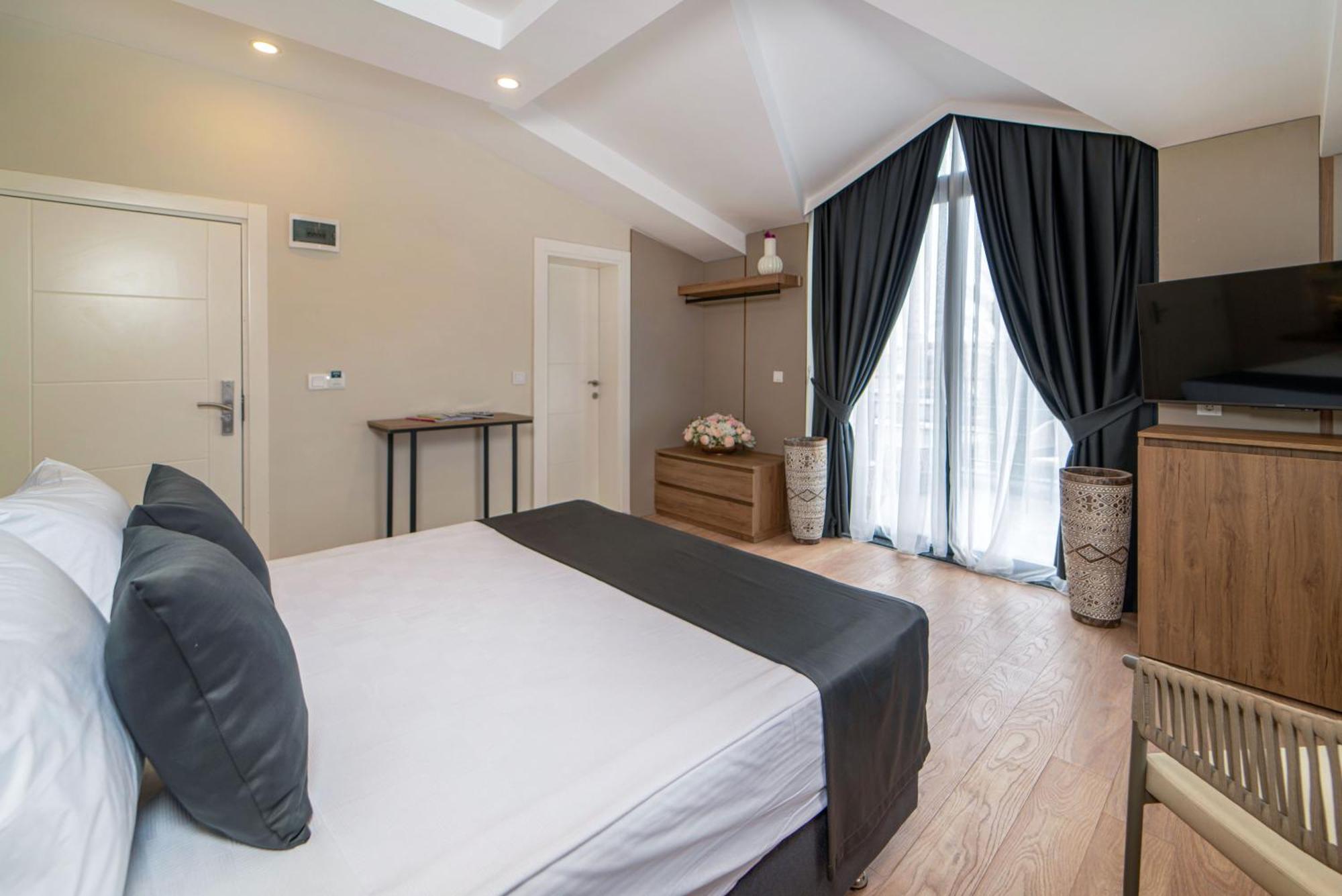 Deniz Boutique Hotel Анталія Екстер'єр фото